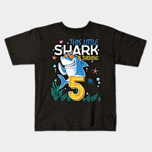 Turning 5 Years Old, Boy Girl Shark Birthday Theme, 5th Bday Kids T-Shirt